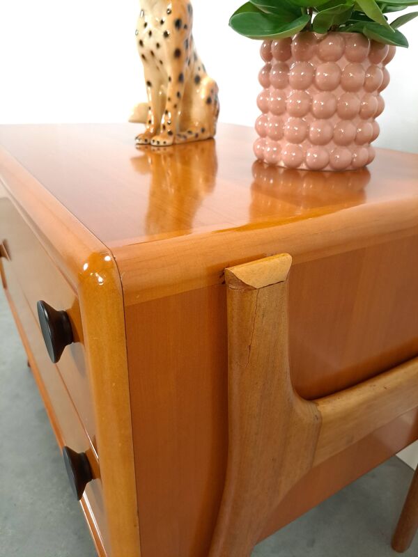 Meuble en teck avec revêtement en métal noir, meuble TV