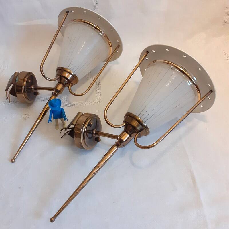 pair of wall-mounted torch lights corner 1950-1960 Arlus or Lunel glass metal