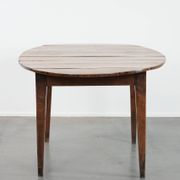 Rare antique oval French extendable dining table made of fruitwood