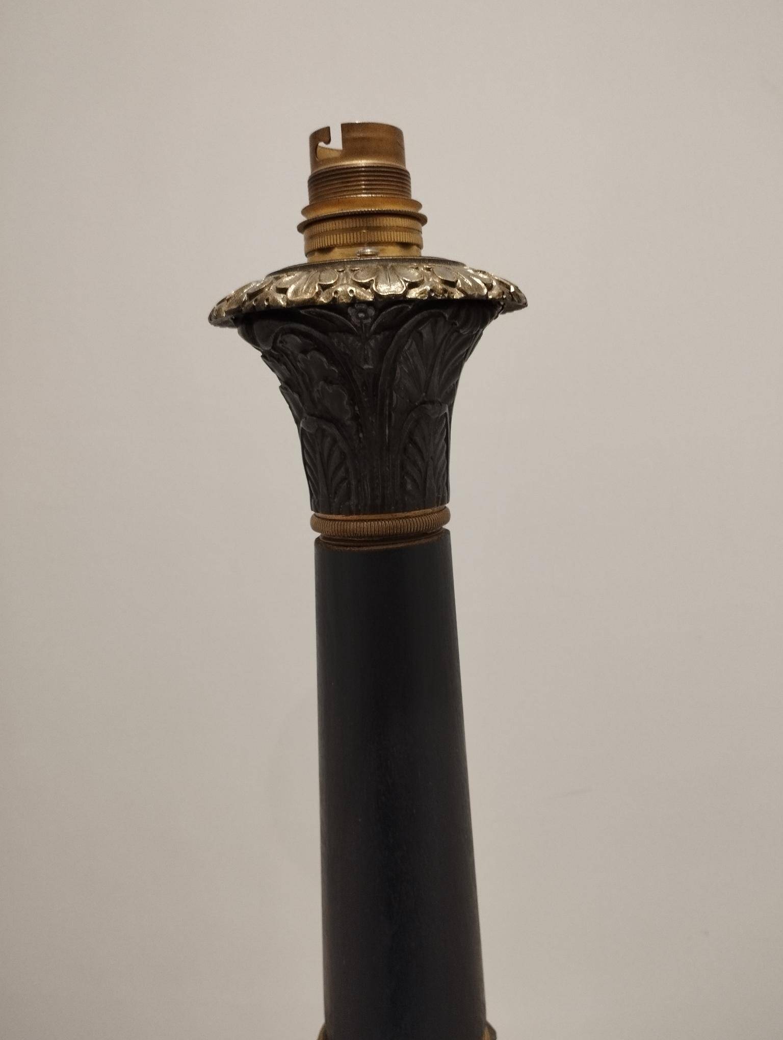 Antique lamp base with lion's paw - Restoration Period - Empire