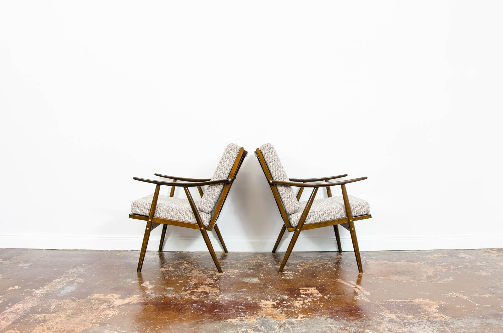 Paire de fauteuils du milieu du siècle années 1960