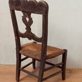 Mulched and sculpted chair, popular art of the 19th century