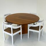 Set of two Carimate chairs by Vico Magistretti in white