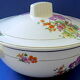Soupière en semi-porcelaine d'Orchies à décor floral