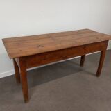 Farm table