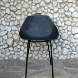 Black shell chair Pierre Guariche for Meurop 1960s