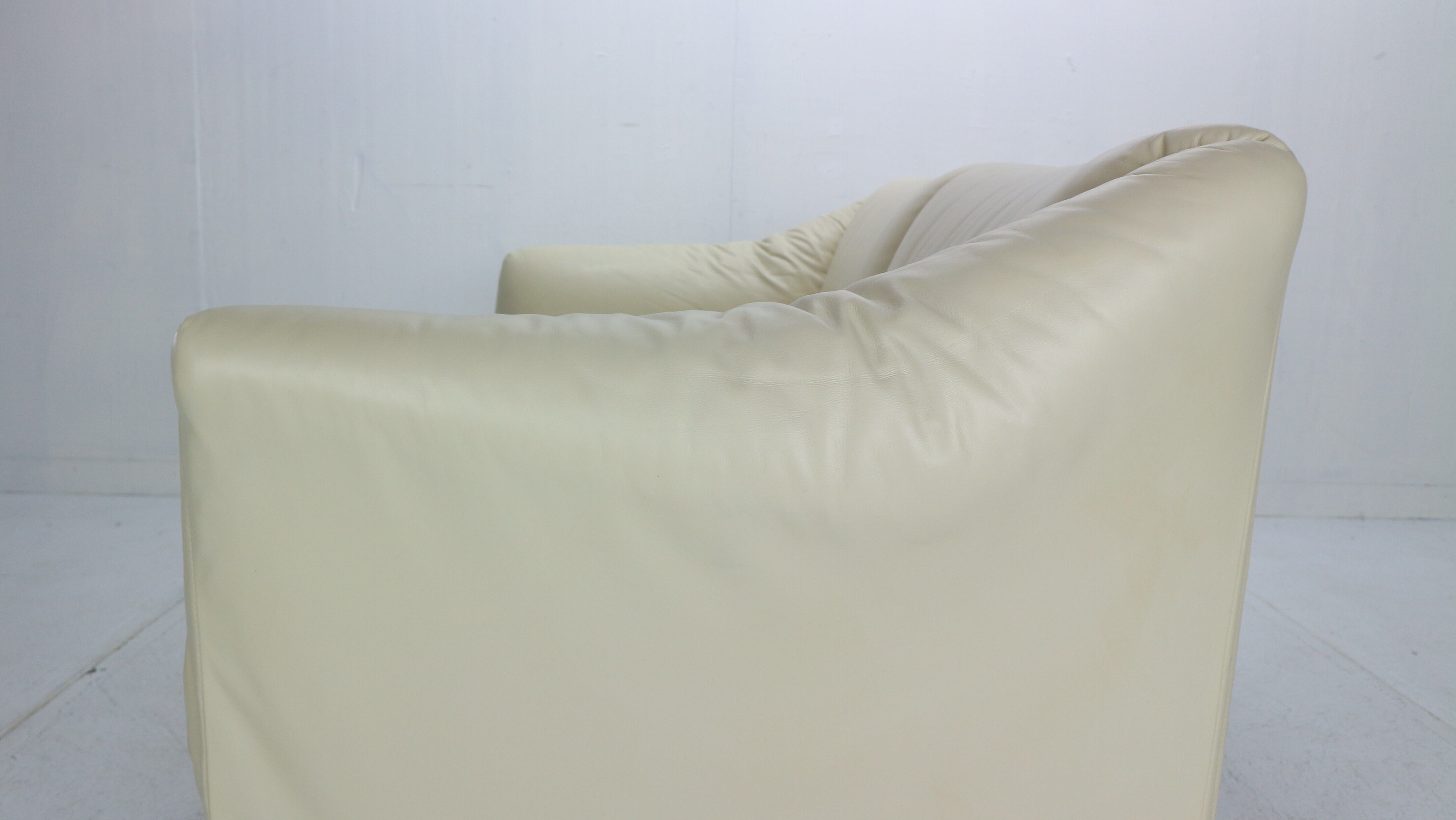 Leather sofa Mario Bellini "Tentazione" for Cassina, 1970s