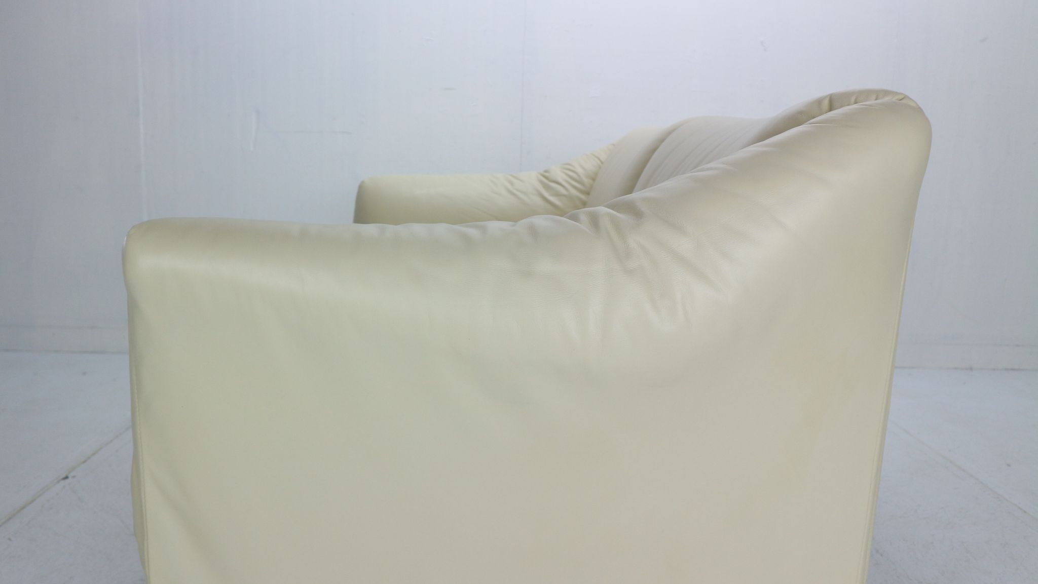 Leather sofa Mario Bellini "Tentazione" for Cassina, 1970s