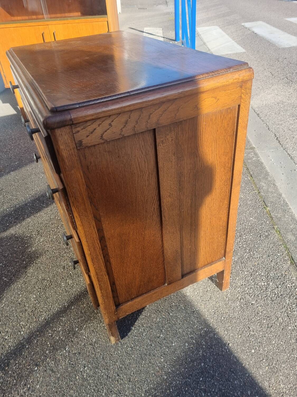 Art Deco chest of drawers