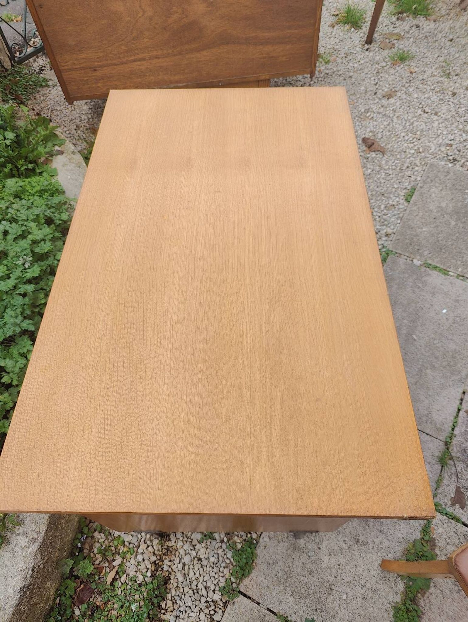 Bureau et sa chaise en chêne blond années 1950/1960