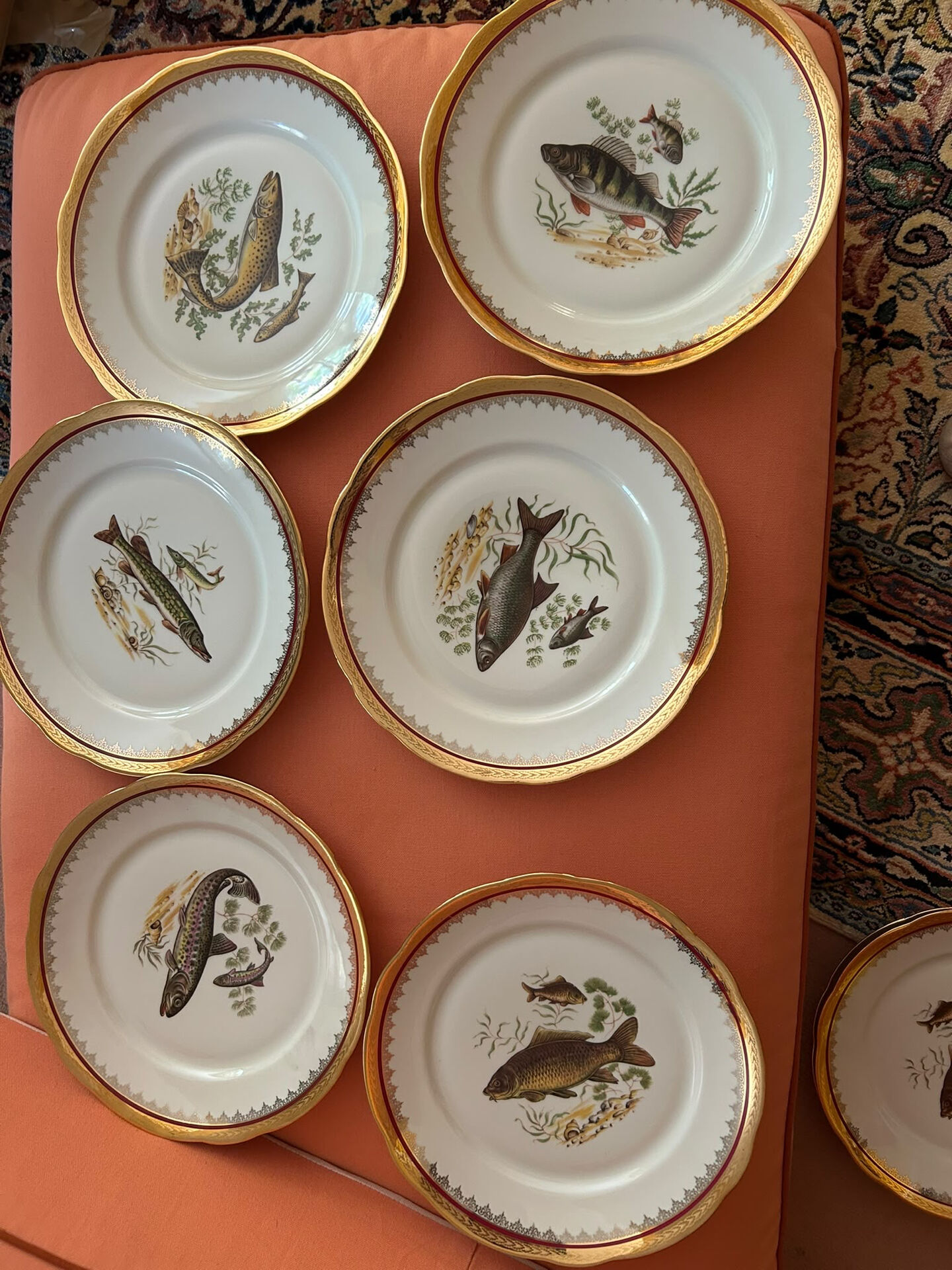 Service complet 78 pièces en porcelaine de Limoges filet or