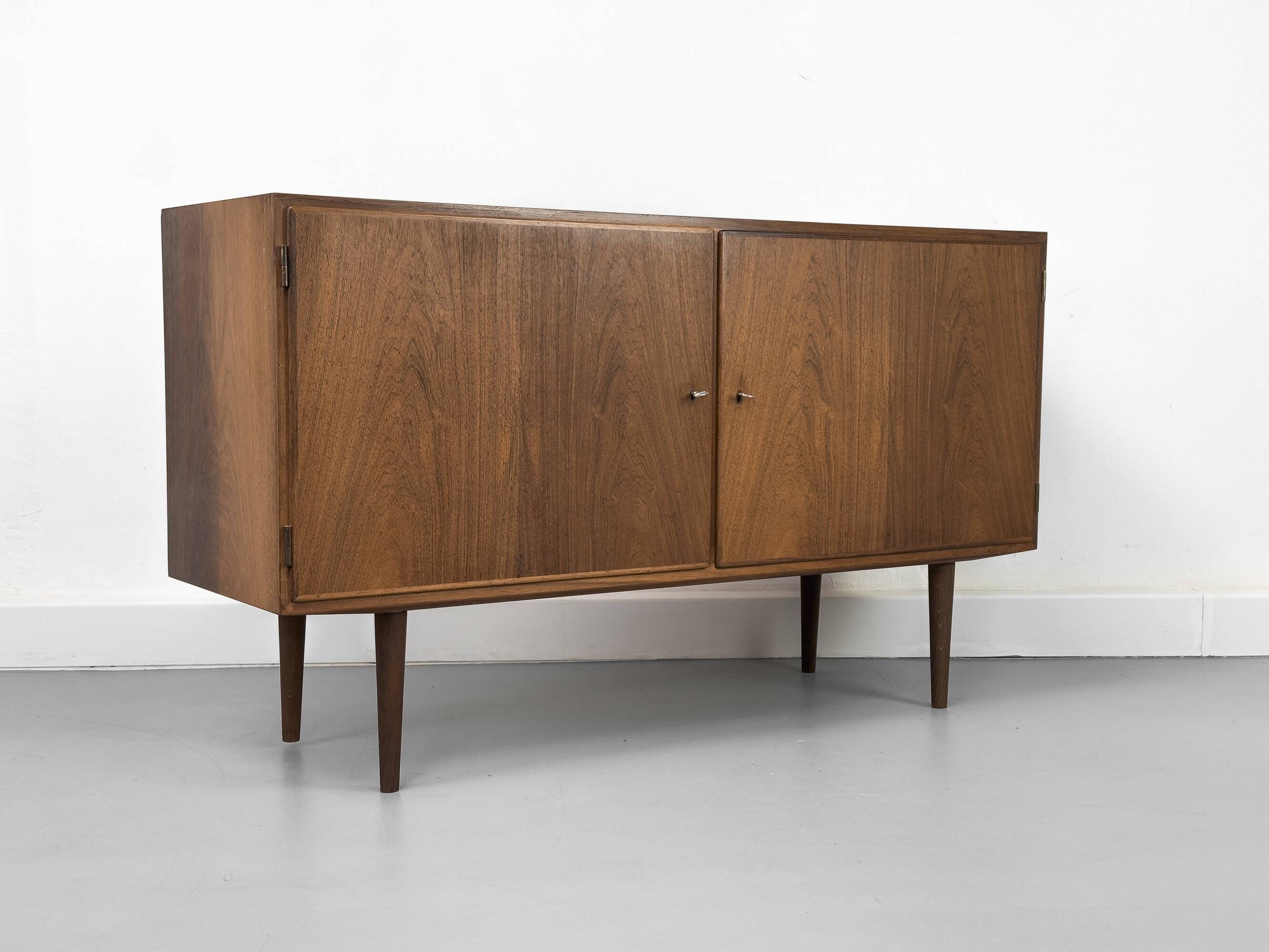 Danish sideboard by Carlo Jensen for Hundevad & Co., 1960s