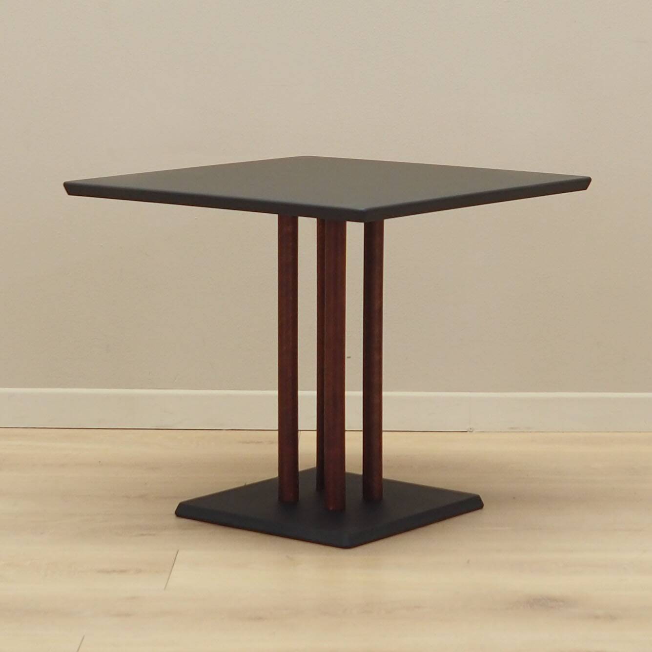 Coffee table, Danish design, 1980s, production: Denmark