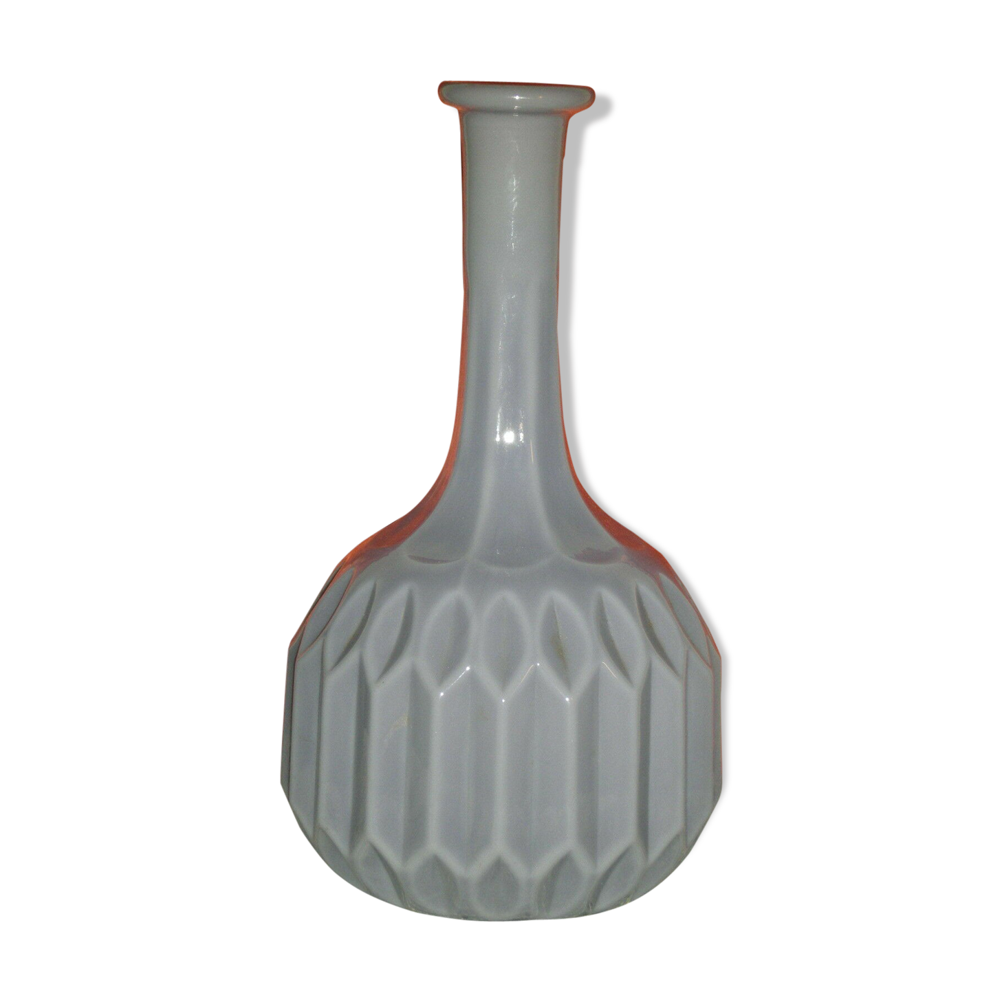 Carafe bottle in opaline