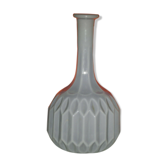 Carafe bottle in opaline