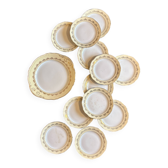 Vintage cake service l'Amandinoise in yellow and gold