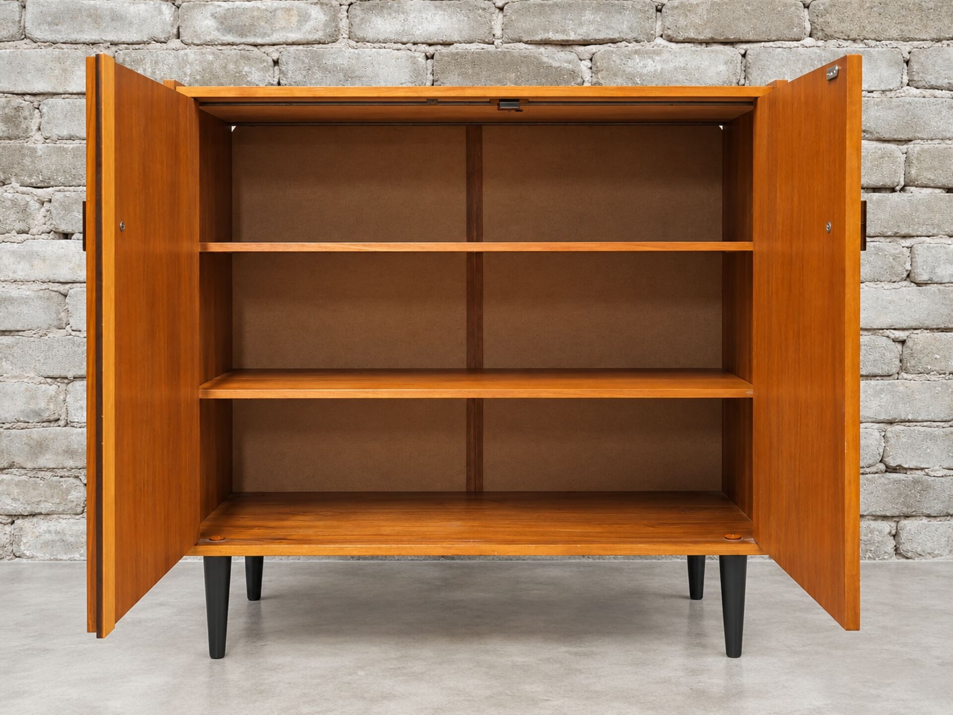 Small vintage storage unit from the 1960s.