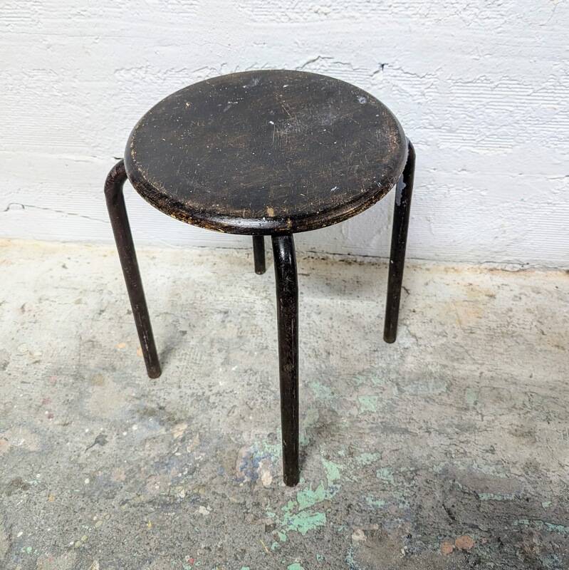 Industrial round stool