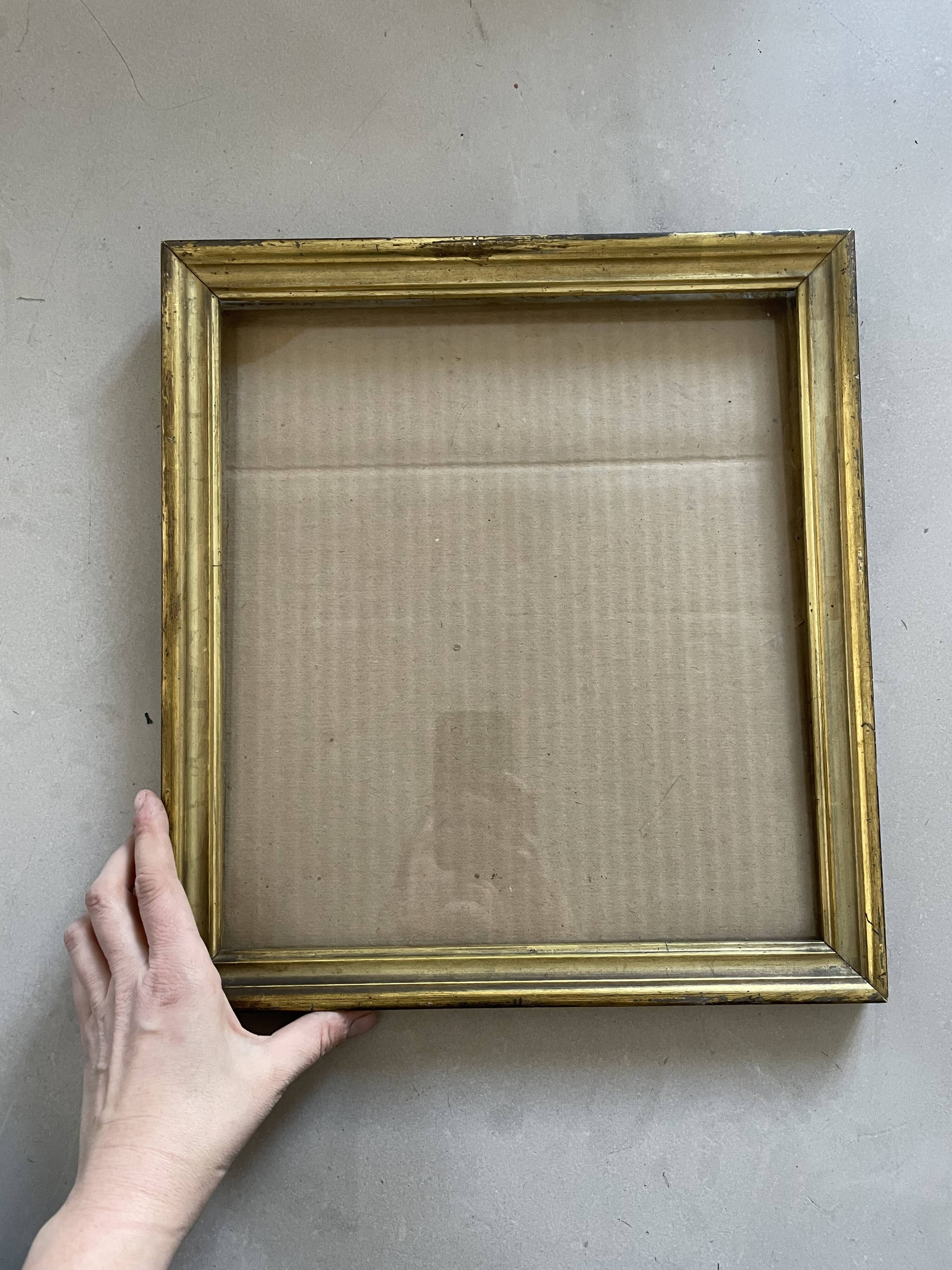 Old golden frame 33x36cm