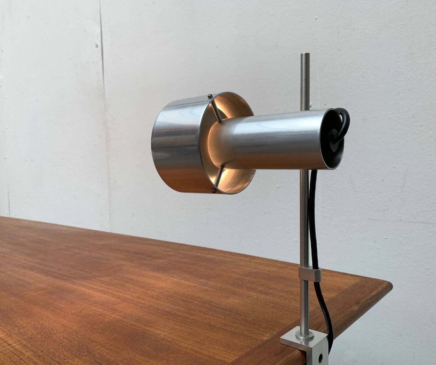 FA2 clamp desk lamp in Mid-Century style by Peter Nelson for Architectural Lighting Company, England, 1960s.