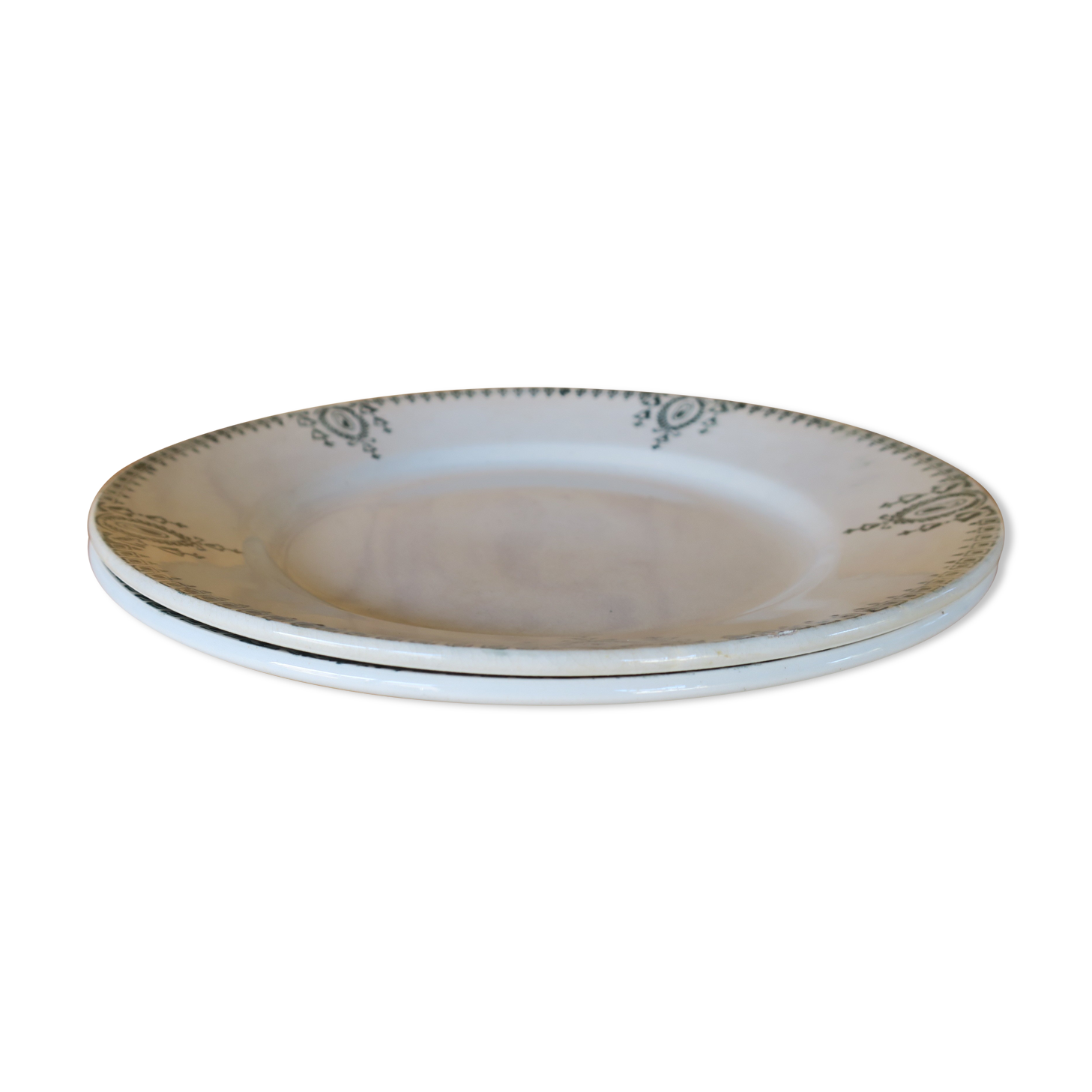 2 vintage St Amand plates