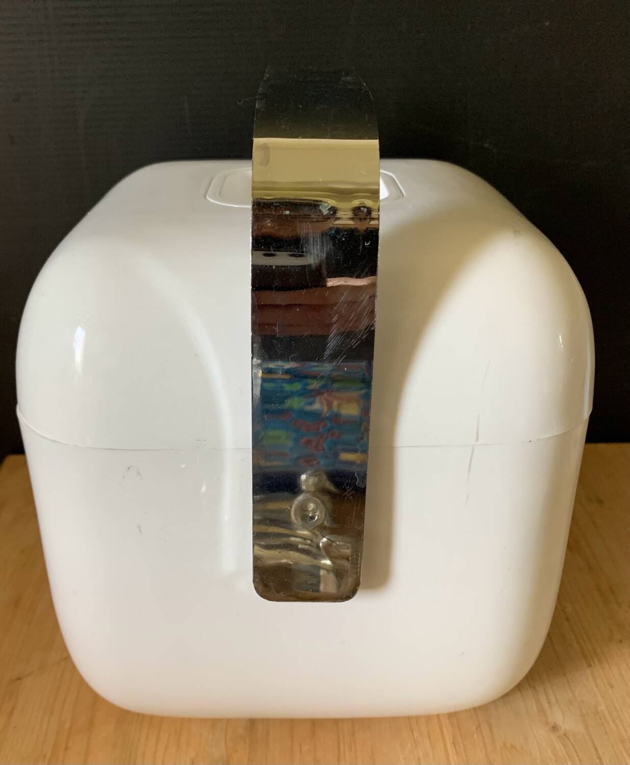 Vintage Guzzini ice bucket