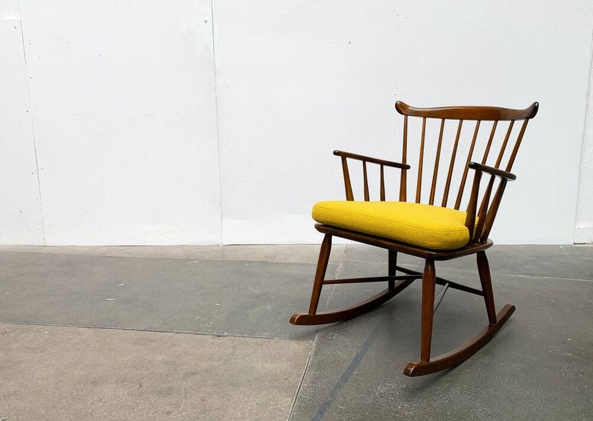 Mid-century rocking chair with new Kvadrat cushion by Børge Mogensen for FDB Møbler, 1960s.