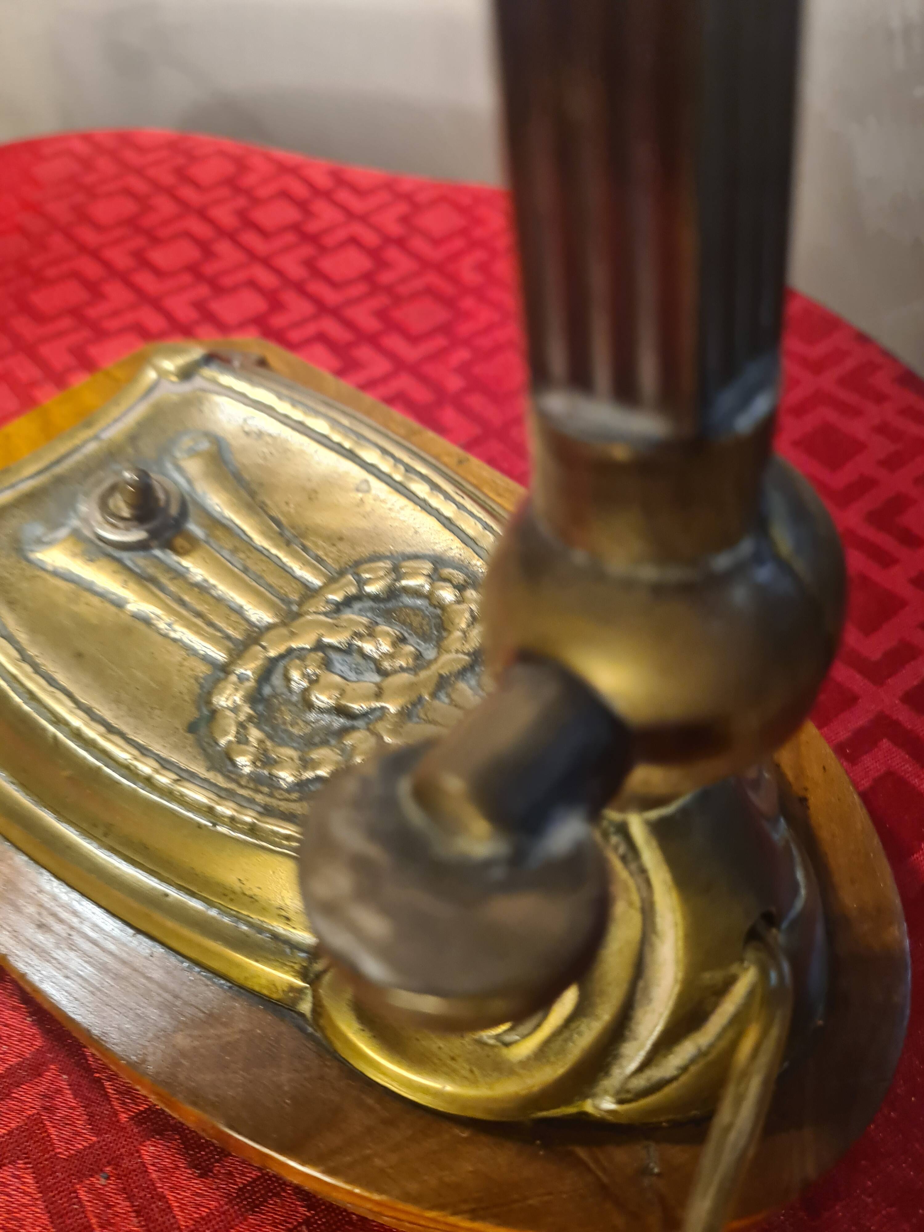lampe de notaire  art deco, bureau, 1920 a 40 laiton et socle bois vernis h