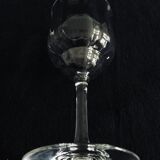 Set of 8 white wine glasses in Baccarat crystal model Capri