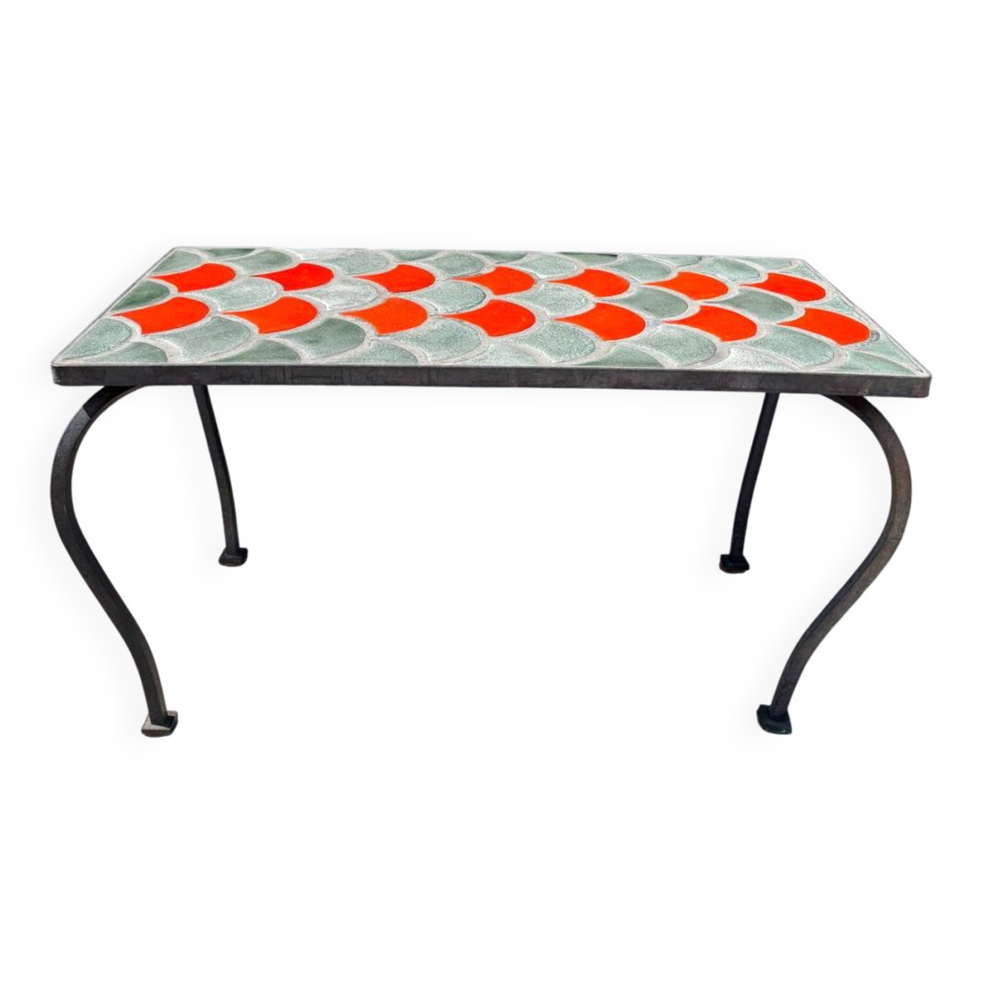 Ceramic coffee table with scales from the 1950s.