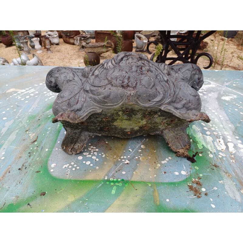 1 cast iron planter from 1900 from Charleville - Mézières