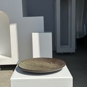 Plat en céramique vert indonésien D:26,5