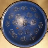 Enameled strainer