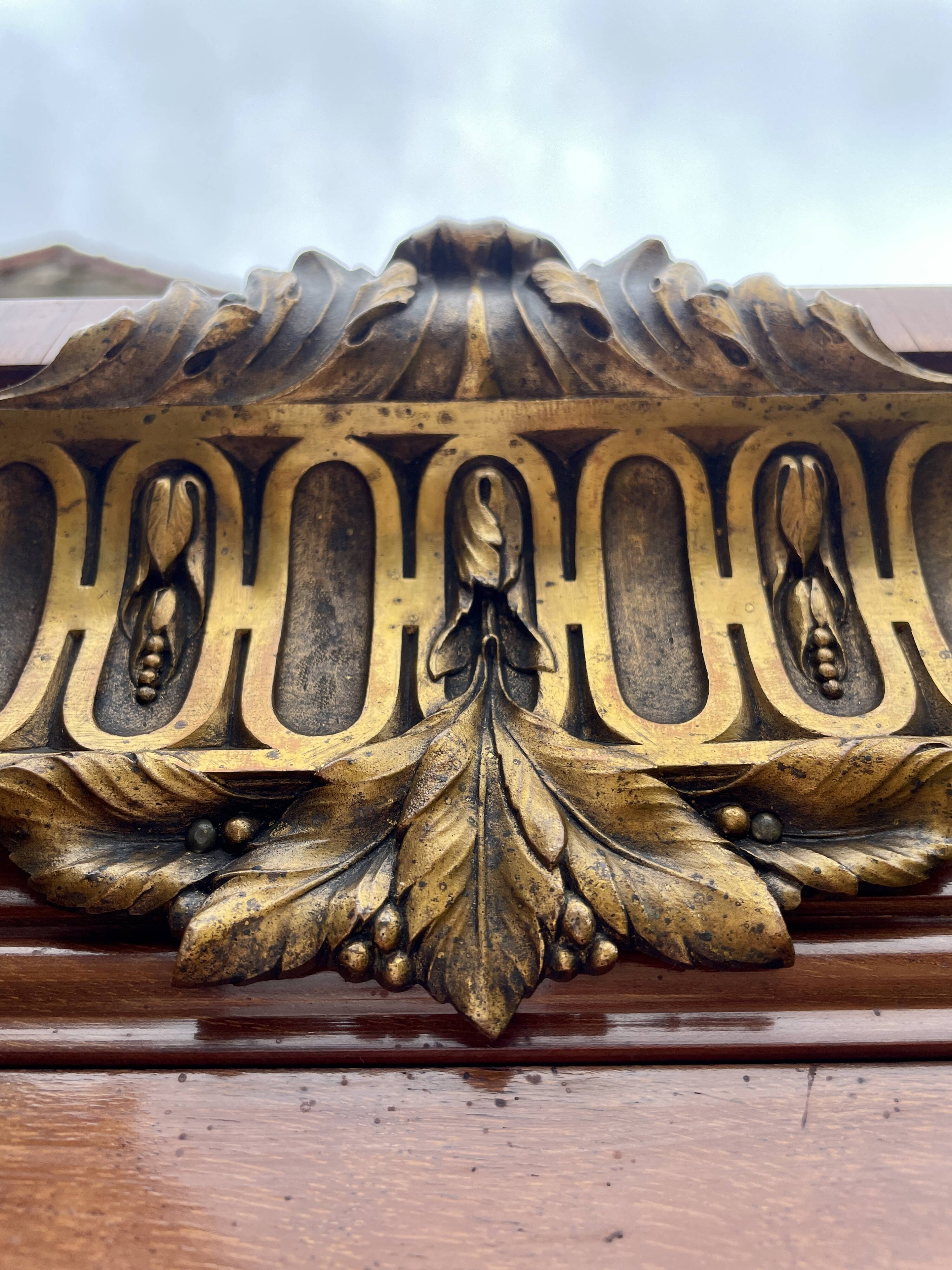 Louis XVI wardrobe, bronze oak and marquetry
