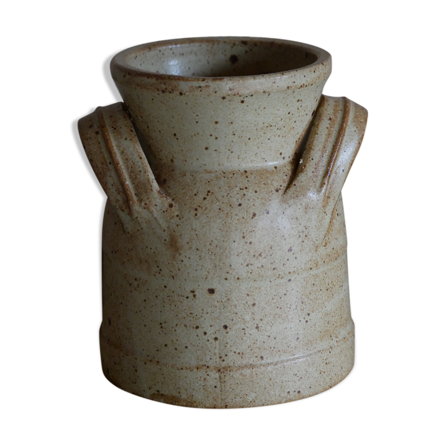 Sandstone pot