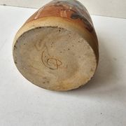 Vase Soliflore à anse en céramique signature à identifier
