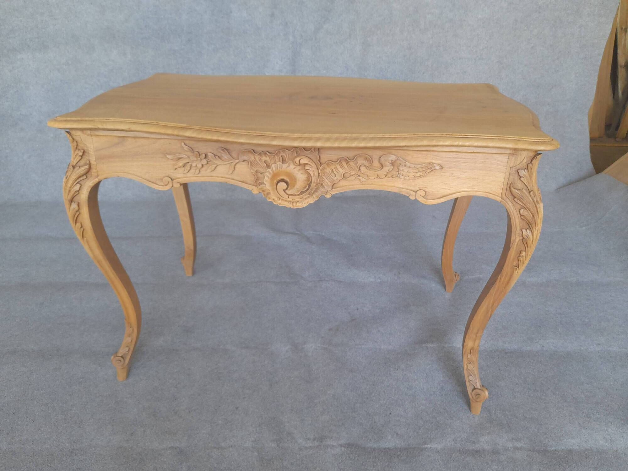 Louis XV table from the year 1900.