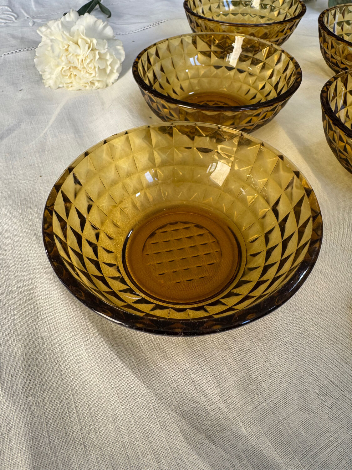 Lot of 6 vintage bowls