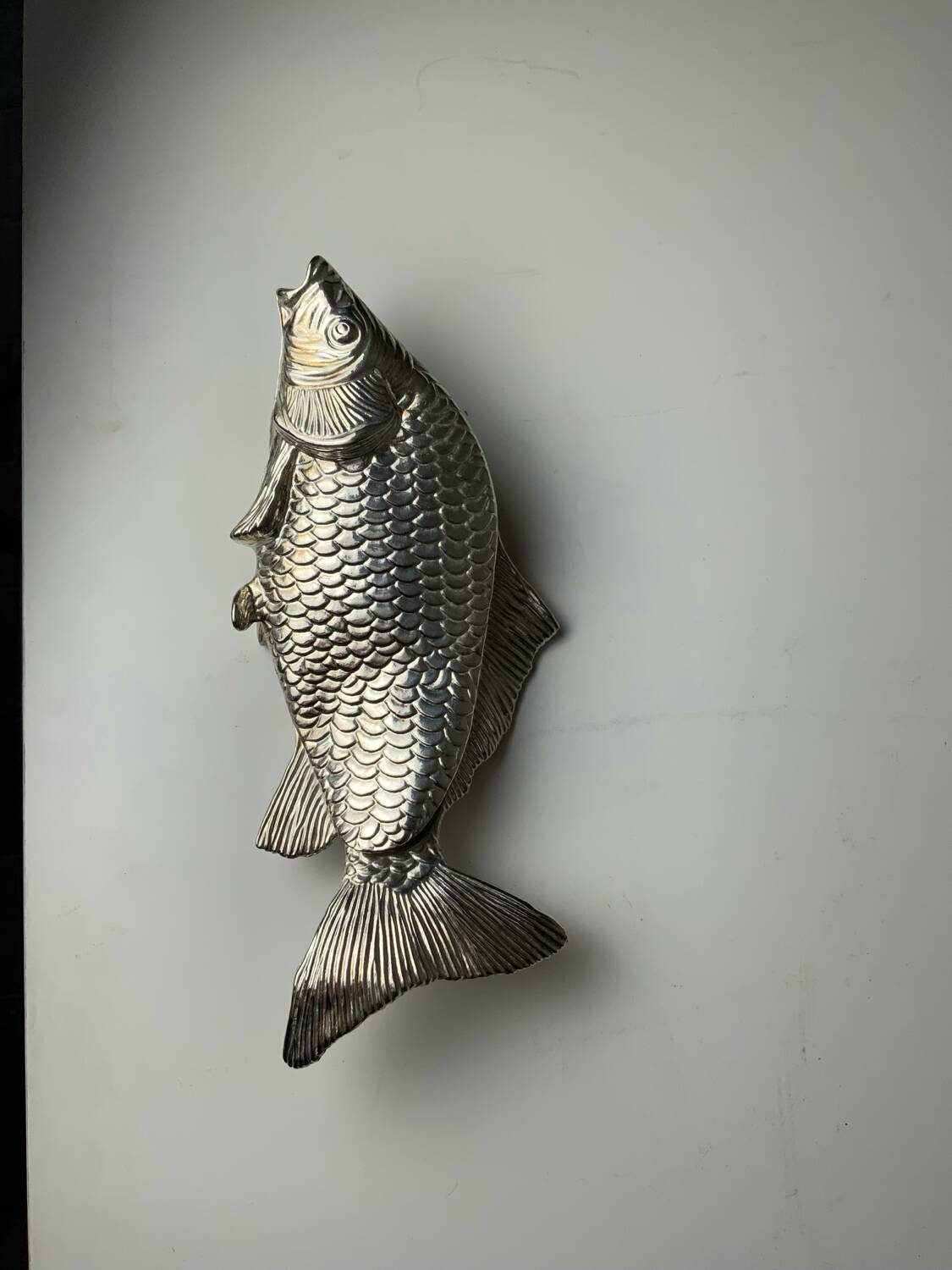 Fish napkin holder