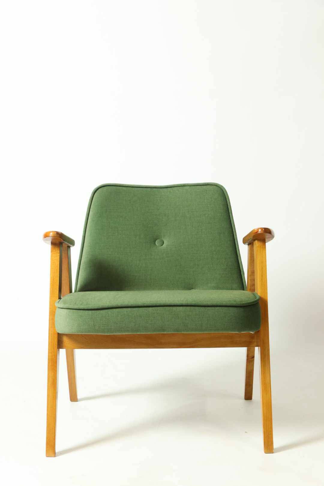 Fauteuil Vintage 366 de J. Chierowski Fauteuil Bois Clair Herbe Verte Scandinave