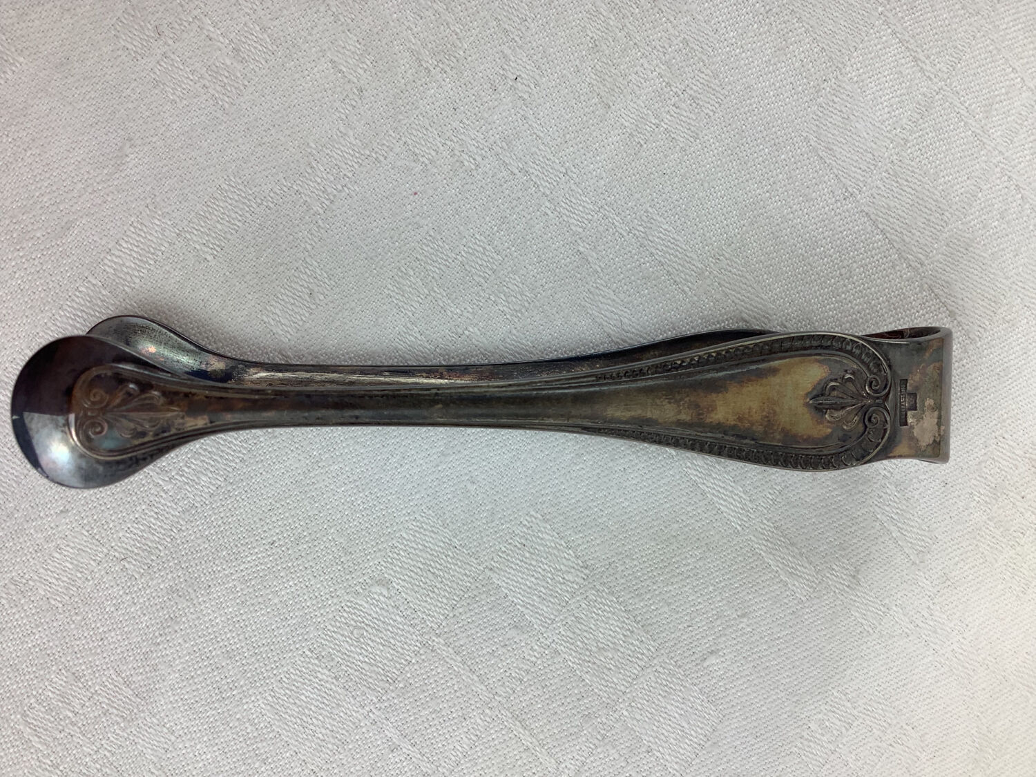 Silver sugar tongs Fabrique Christofle