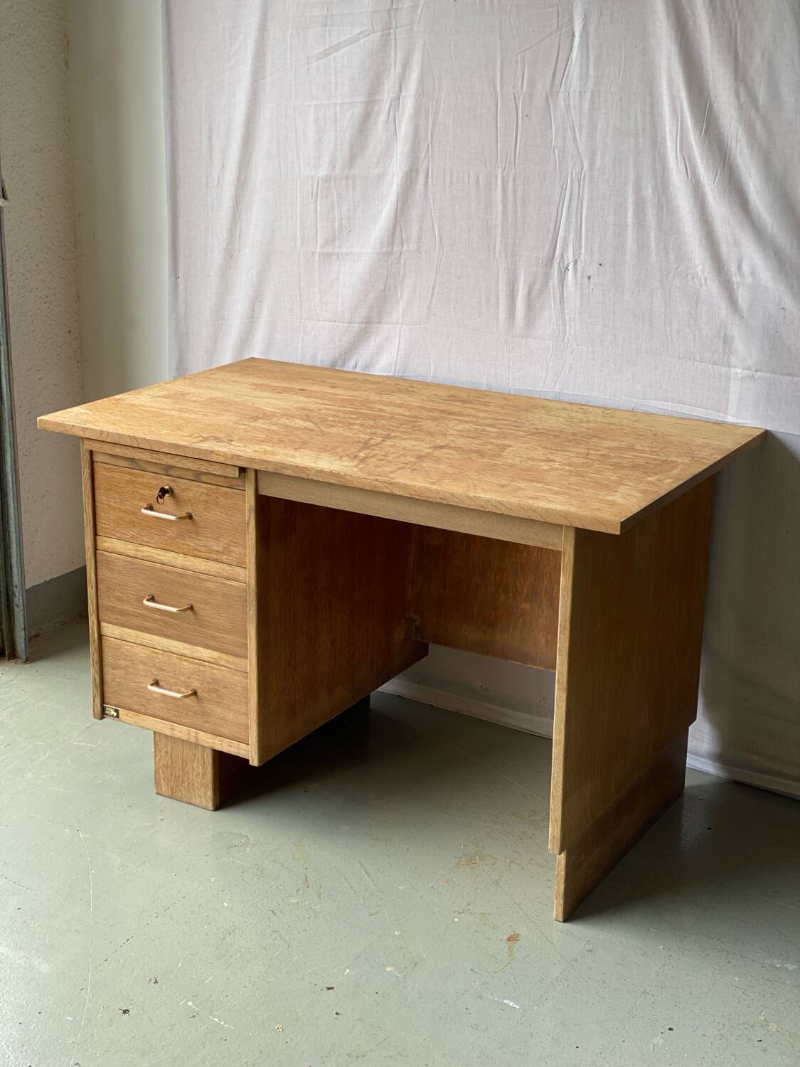 Vintage Burac desk from the 50s in renovated wood