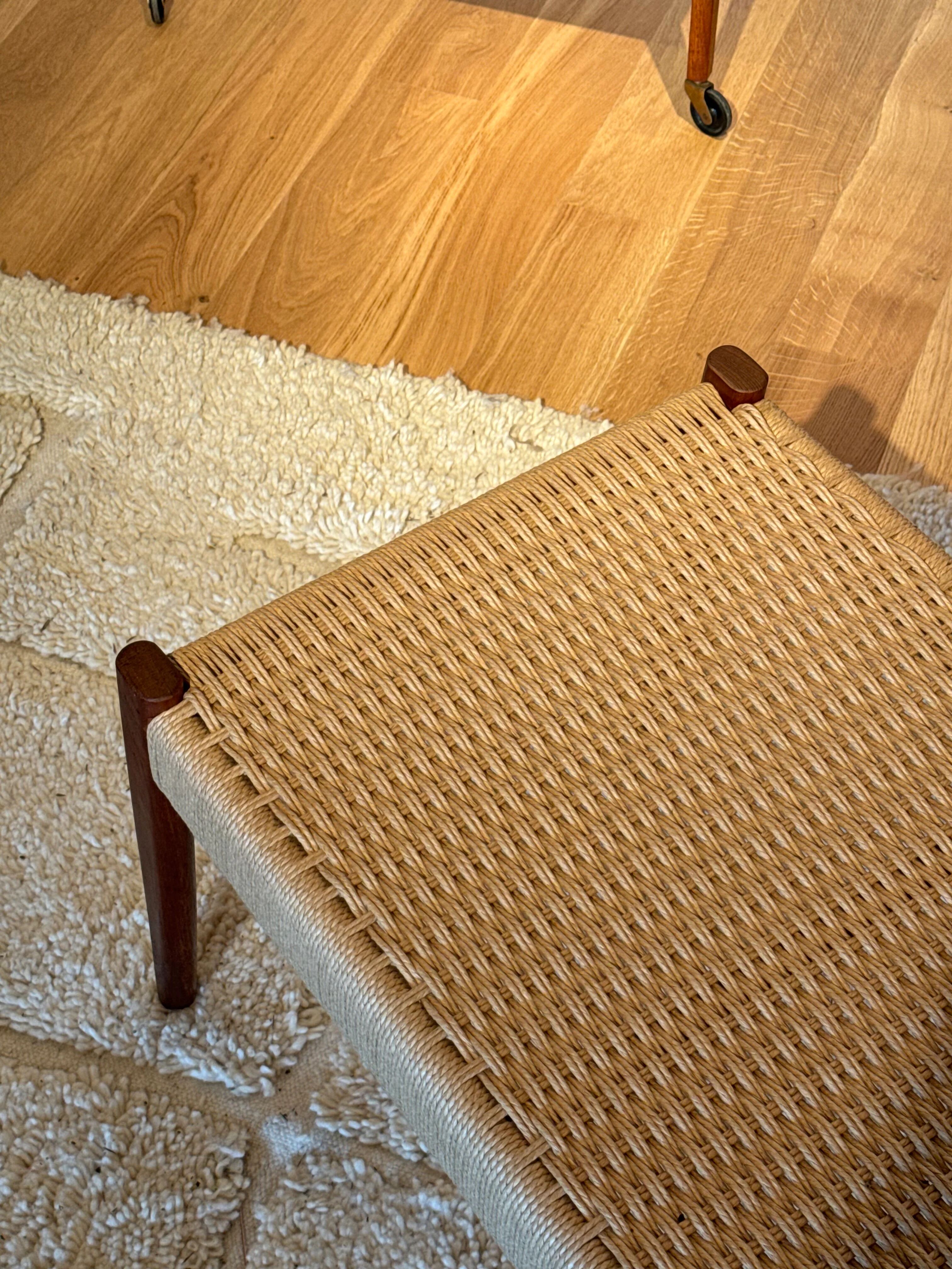 Vintage Scandinavian entrance bench "Aksel"