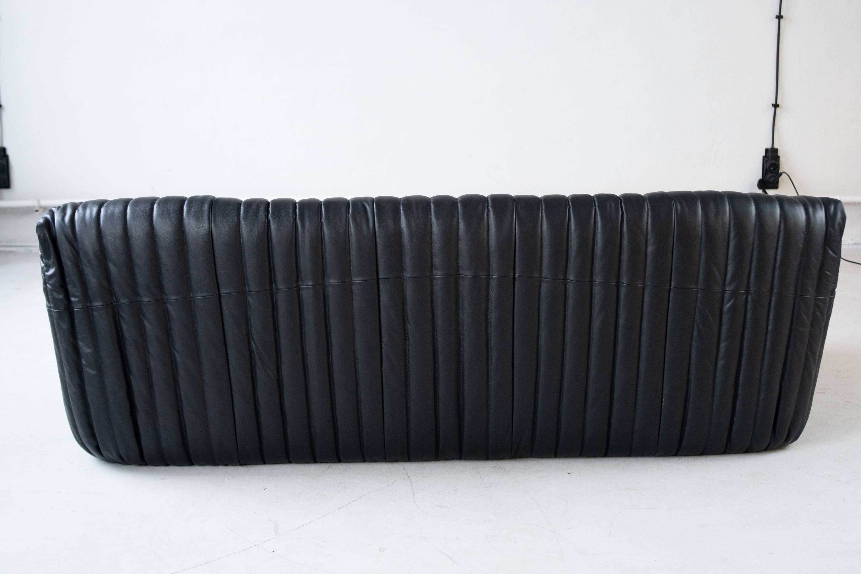 Canapé 3 places Cinna Ligne Roset en cuir noir attribué à Annie Hieronimus, années 1970
