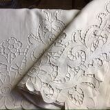 Linen adornment Richelieu OC