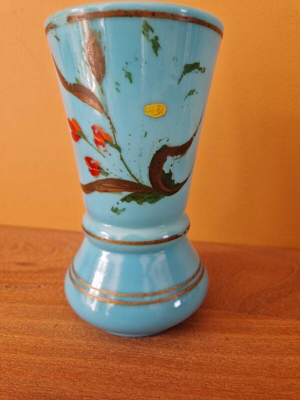 Blue opaline vase with floral decoration from the Napoléon III period.