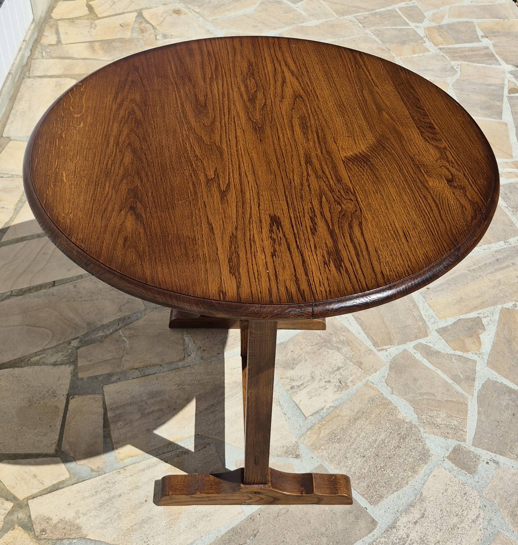 Petite table vigneronne ronde rabatable