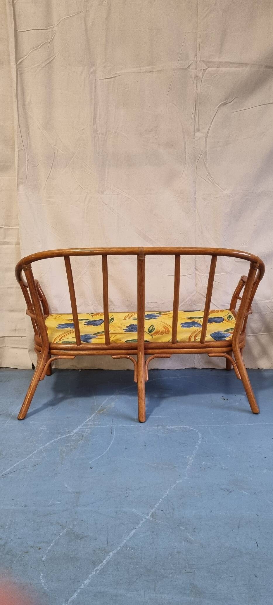 2-seater rattan sofa