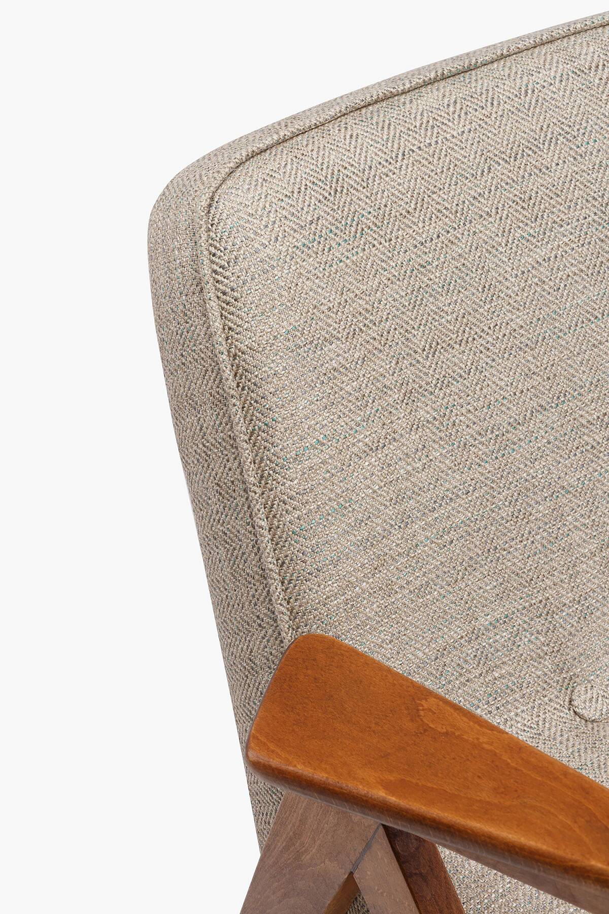 Type 300-177 BUNNY armchair with footrest