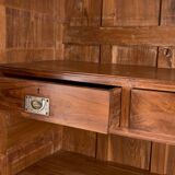 Armoire ancienne en bois à 2 portes, vers 1920